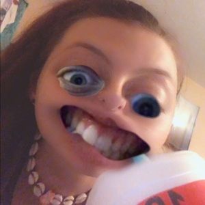 Meet your Posher, Kelsey